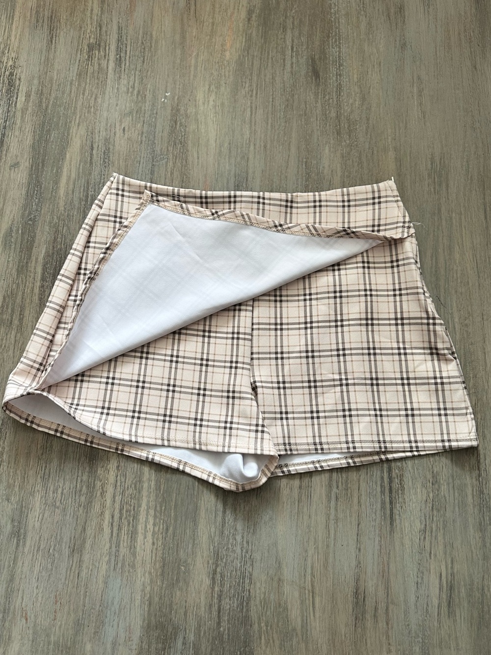 Altar'd State Women’s Cream and Brown Plaid Mini Skort - Picture 2 of 5